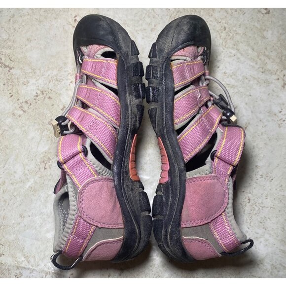 Keen Newport H2 Pink/Gray Waterproof Closed-Toe Sandals Gorpcore Hiking Comfort - Picture 5 of 9